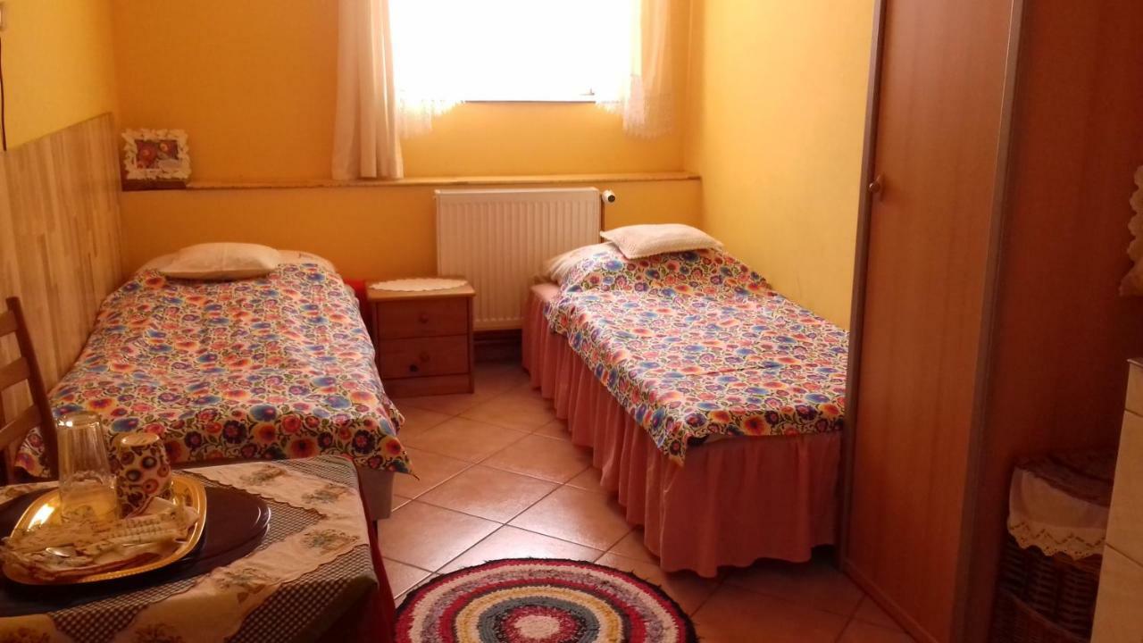 Dom Na Ludowo W Brzeznicy Apartment Brzeznica  Ngoại thất bức ảnh